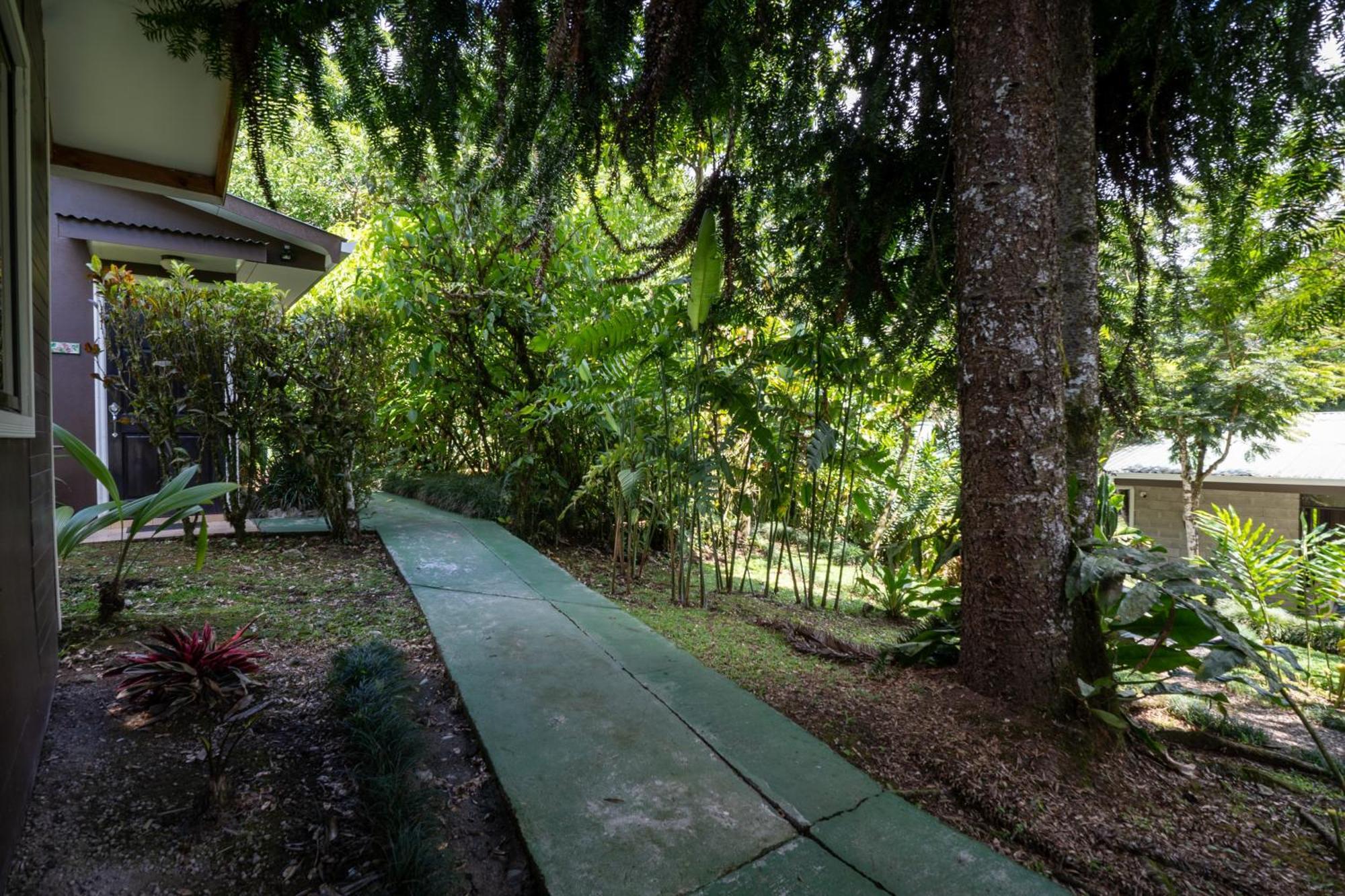 Cabanas Green House San Vito Exterior photo